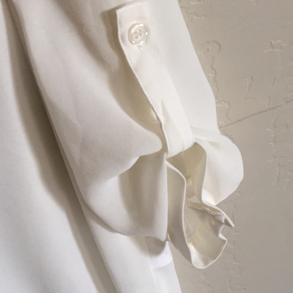 Blouse with lace - Picture 5 of 5